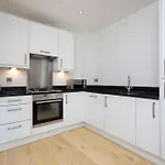 Veeve - Wharf Lane