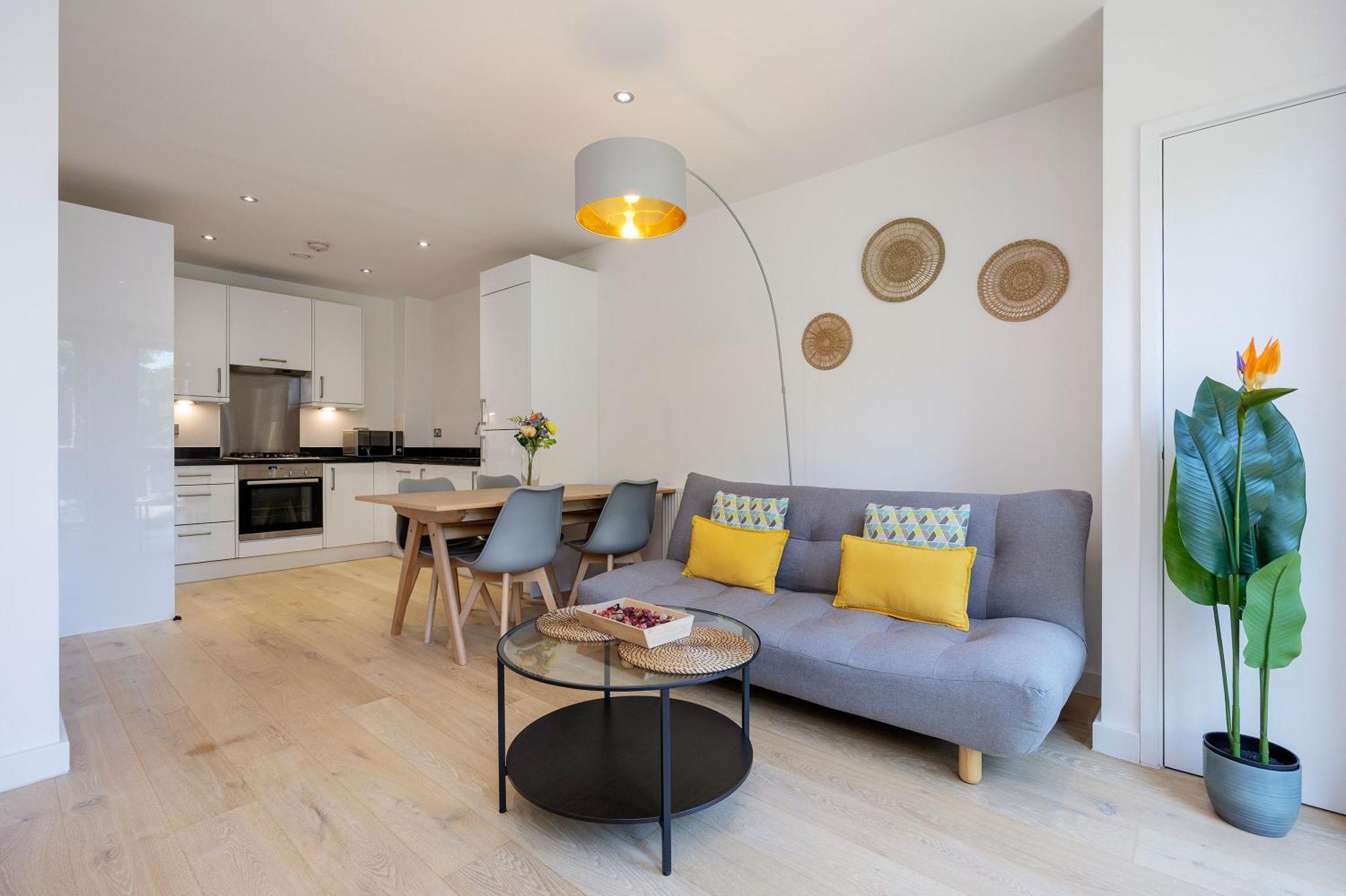 Veeve - Wharf Lane Apartment